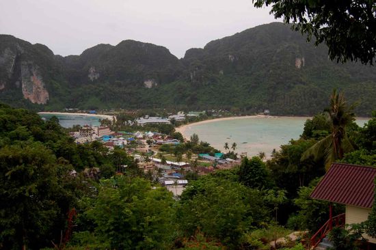 Ko Phi Phi Viewpoint (the lower parts were fully hit by the tsunami and have been rebuilt)